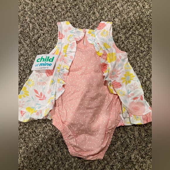 SOLD Baby Girl 3-6 month white/pink floral spring or summer outfit Child of Mine - Picture 4 of 9